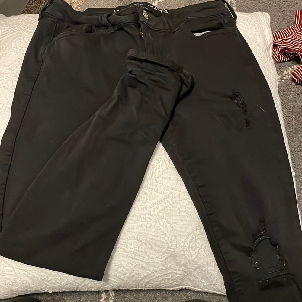 Size 10 American Eagle regular ripped skinny jeans